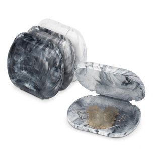 Low Profile Retainer Case